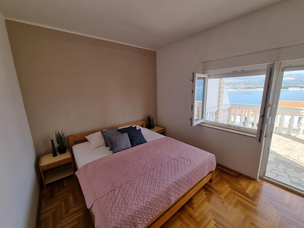 Villa Nena In Central Dalmatia Трогир Экстерьер фото