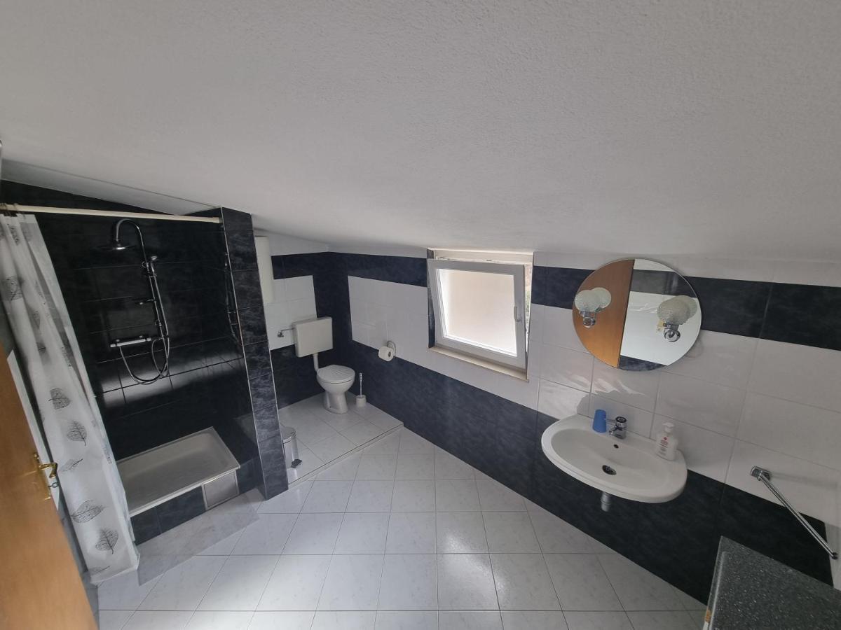 Villa Nena In Central Dalmatia Трогир Экстерьер фото